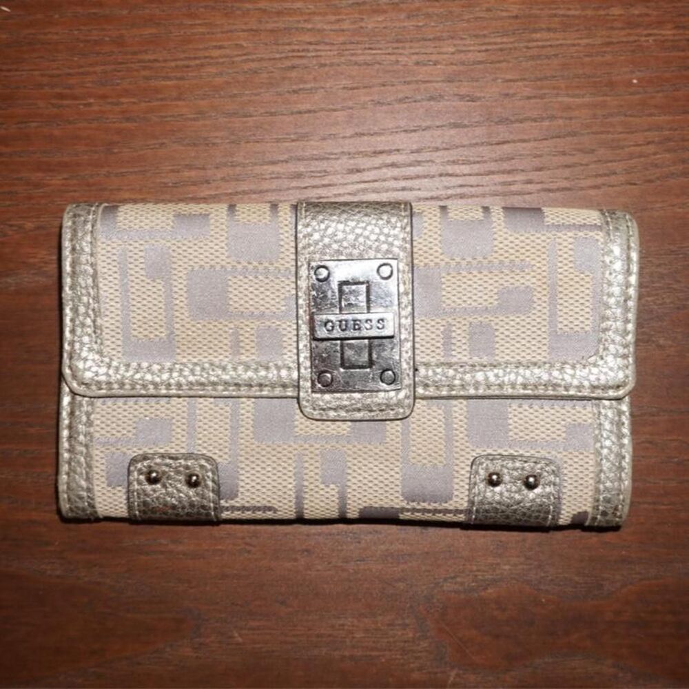 Guess Women's Wallet-purses